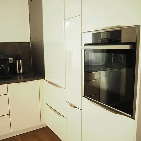 Haus Sonnenschein Appartement Klagenfurt am Woerthersee Buitenkant foto