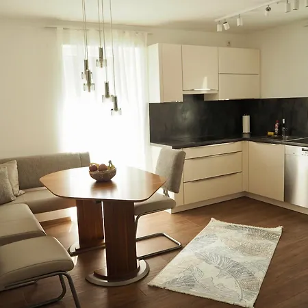 Haus Sonnenschein Appartement Klagenfurt am Woerthersee Buitenkant foto